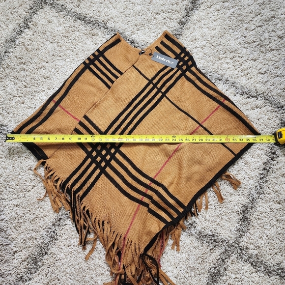 NWT Kimberly.e Knit Poncho One Size Fits Most - Picture 4 of 5